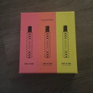 valentino donna born in roma travel size set